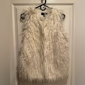 Oversized Fur Vest Size XS